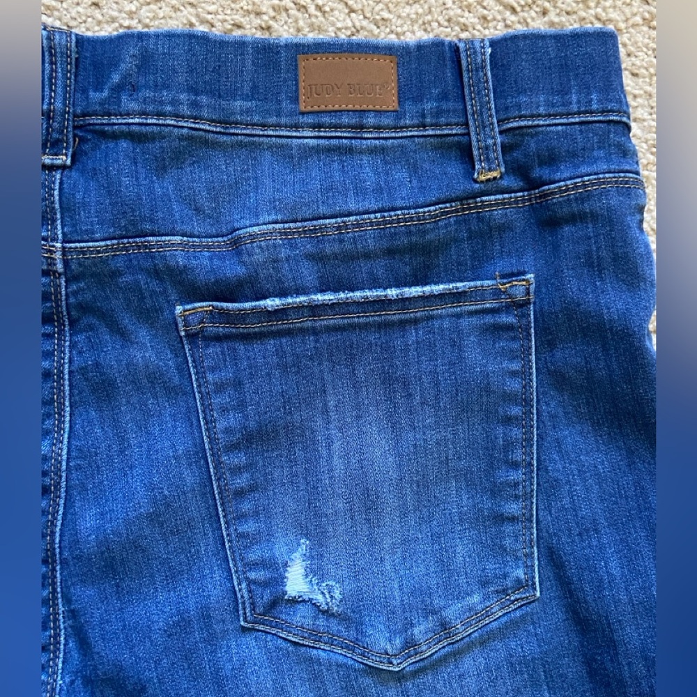 Judy Blue Pull On Medium Dark Blue Distressed Skinny Jegging Jeans 20W Plus - Picture 10 of 10